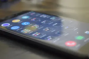 app and socials aliensync